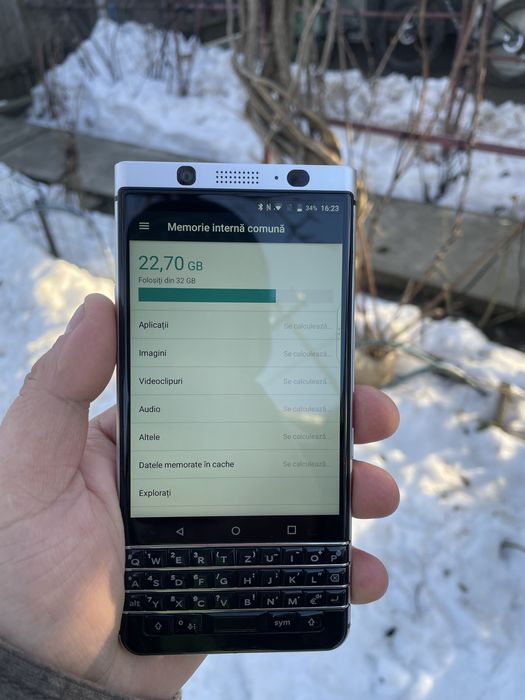 Vand/schimb Blackberry Keyone