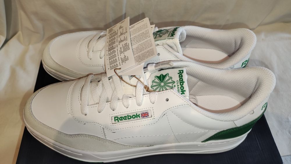 Чудесни мъжки сникърси Reebok №47