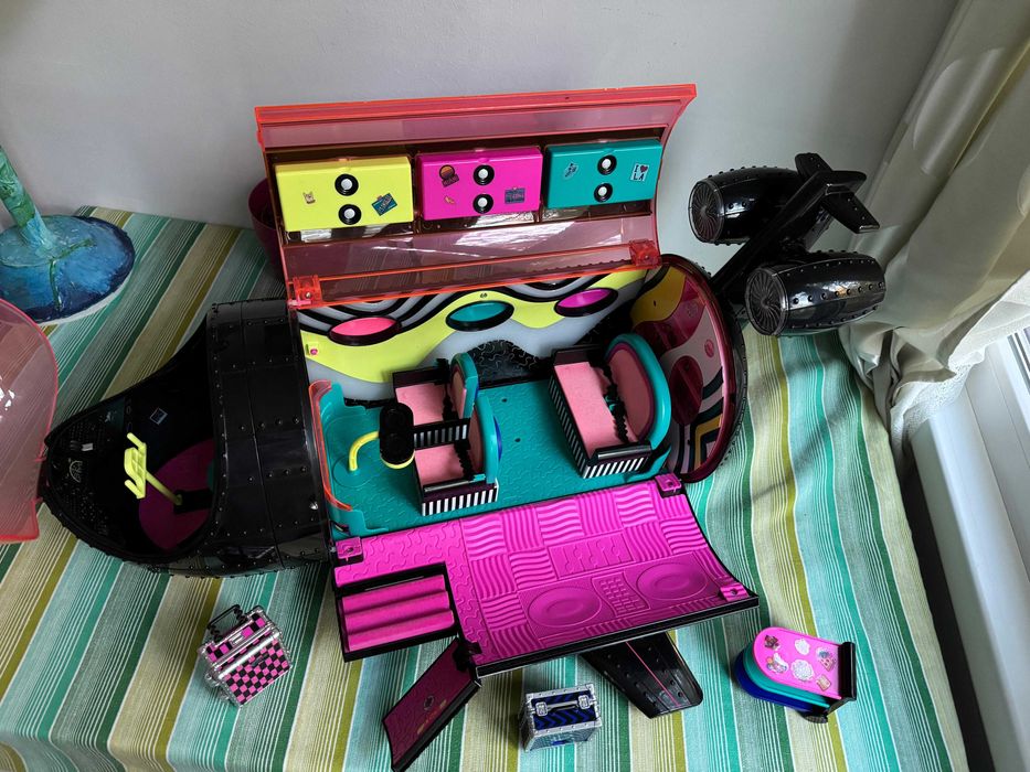 LOL Surprise OMG Remix Mașină-Avion 4 în 1