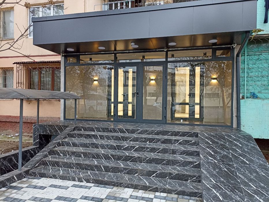 Офис аренда Чиланзар е  вдоль дороги ориентир еvos