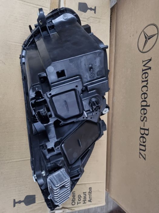 Far nou Led Mercedes C-klass W205