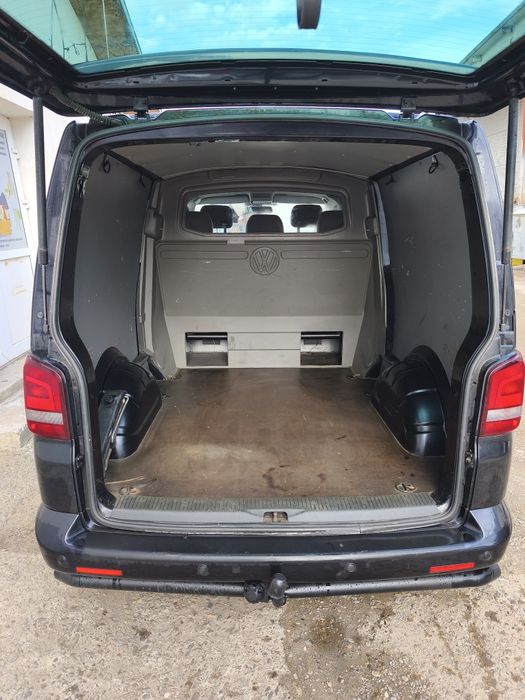 VW Transporter T5 2.5 TDI 131 CP  euro 4 lung AC import Olanda 5 locuri piele