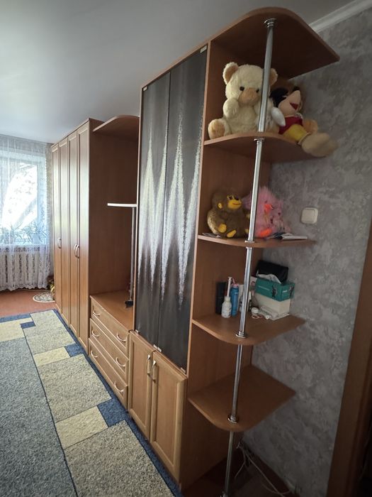 Продам горку , стенка в зал