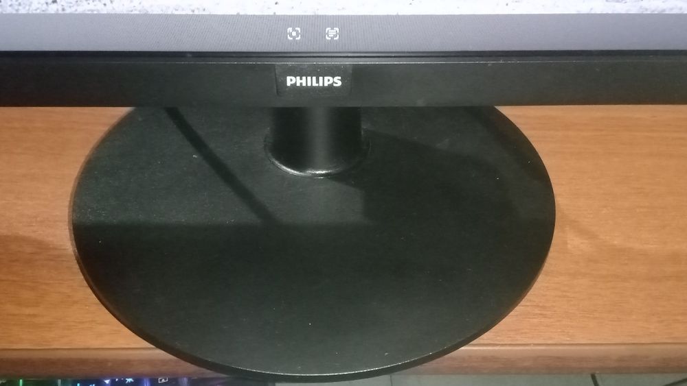 Монитор Philips FullHD 27 дюймов