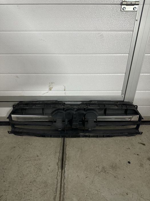 Grila originala audi a4 b8.5