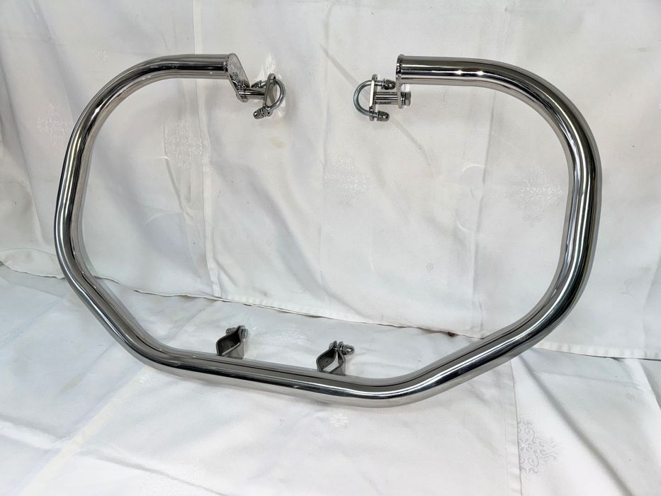 НОВ ролбар / crash bar за Suzuki Intruder VS 800 / 750 / 600