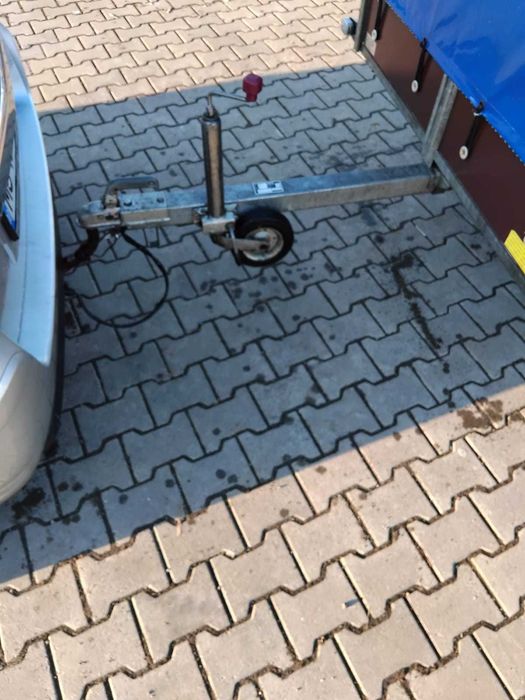 Remorcă 750kg adusa pe roti