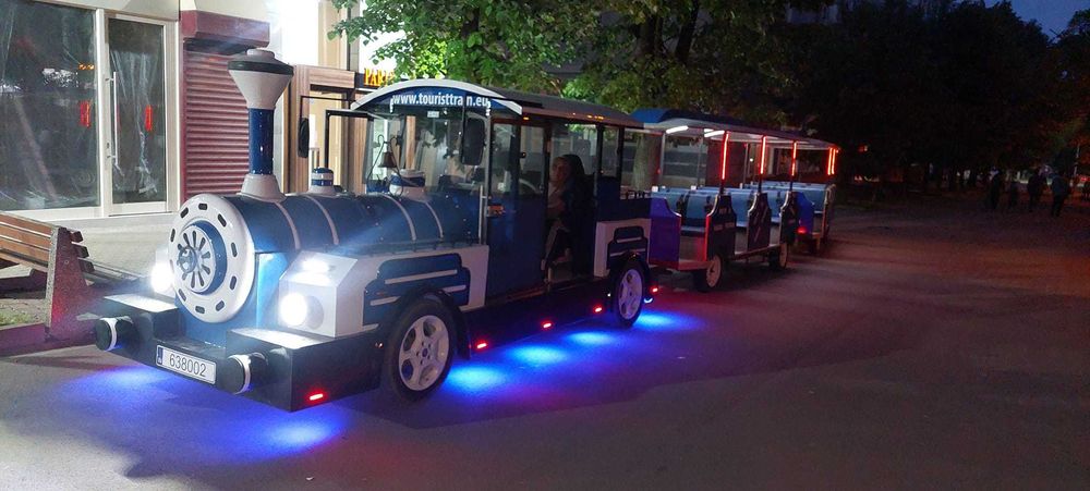 продавам/отдавам под наем продавам  туристически атракционни влакчета