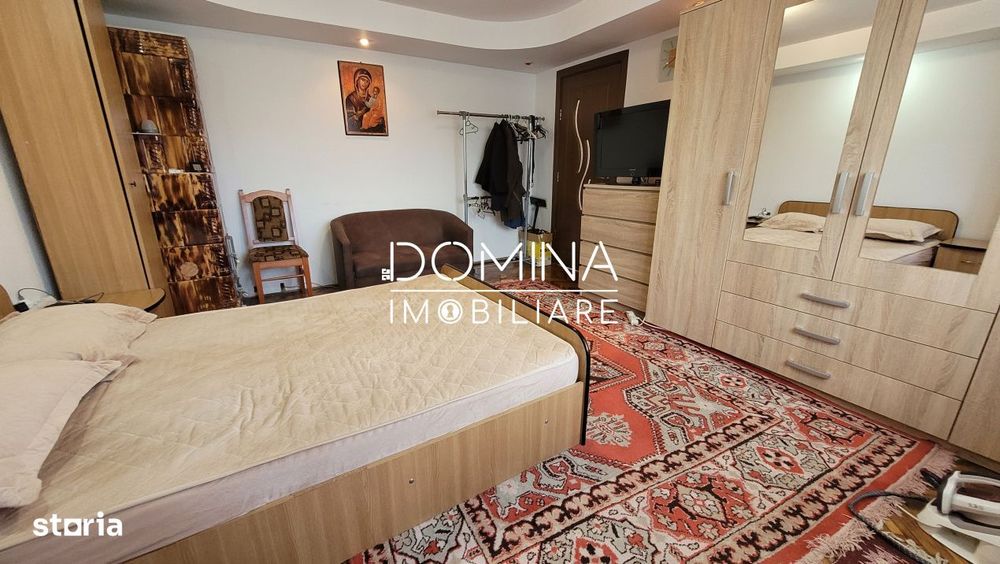Casa + 800 mp teren, Targu Jiu, str. 14 Octombrie,  zona centrala