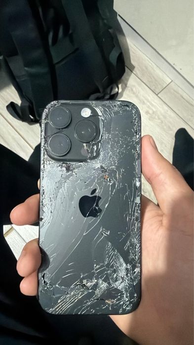 Продам Айфон 16 Про