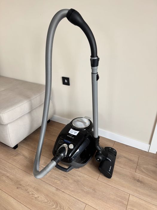 Прахосмукачка BOSCH BGS7SIL64