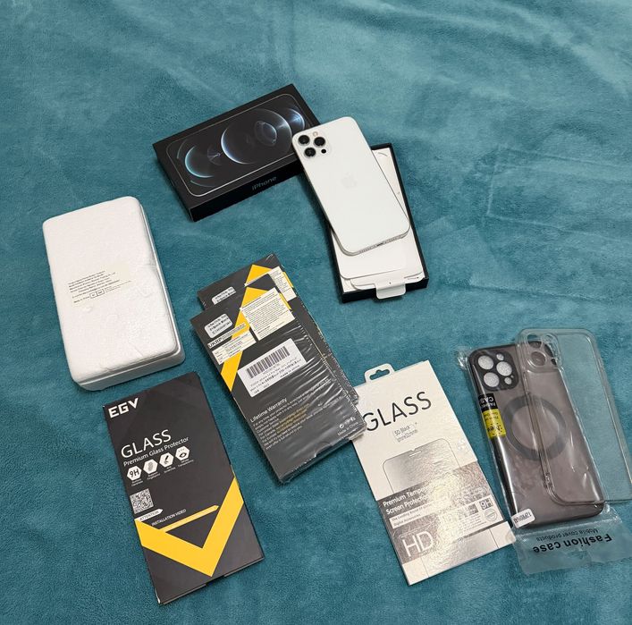 iPhone 12 Pro Max с нова батерия