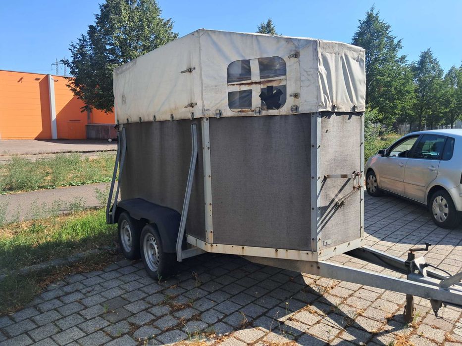 Remorca de vanzare