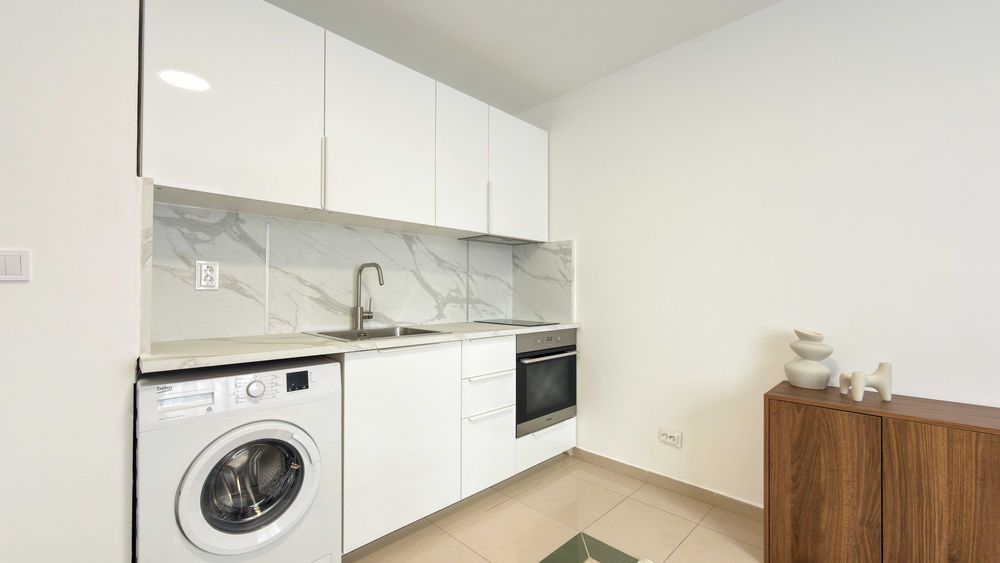 Дава се под наем Двустаен апартамент в София, Гоце Делчев - 65 кв.м за 648.21 € - Снимка #4