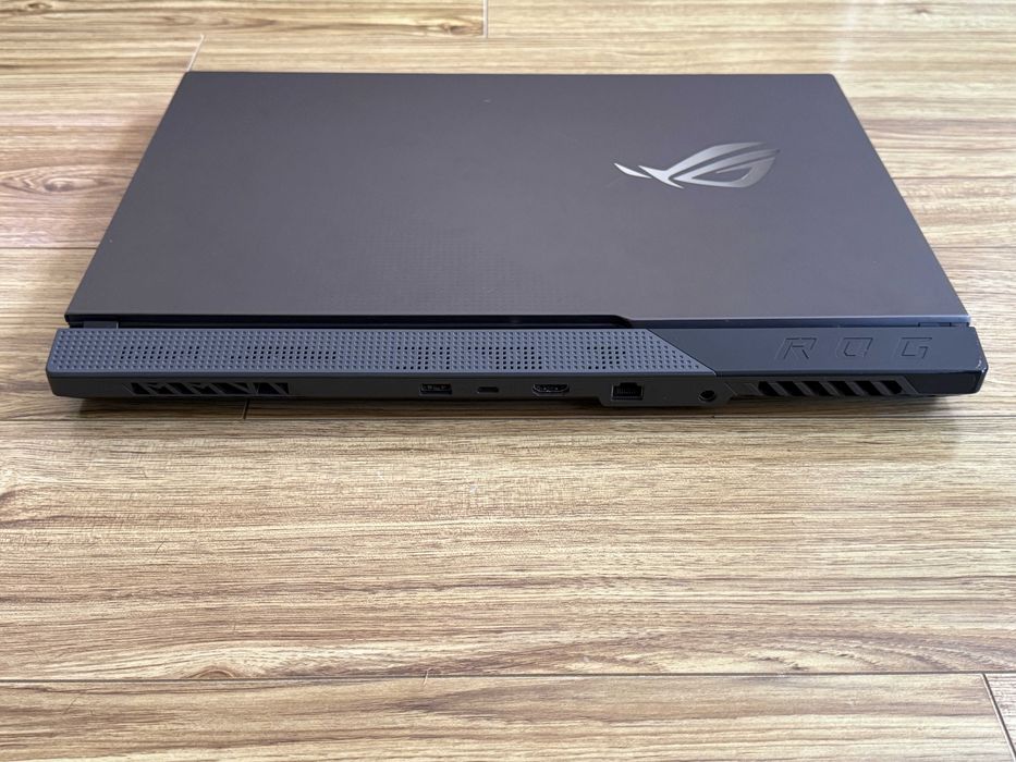 17.3 300Hz ROG Strix`Ryzen 9-5900HX/RTX 3070/16GB RAM/512GB SSD/RGB