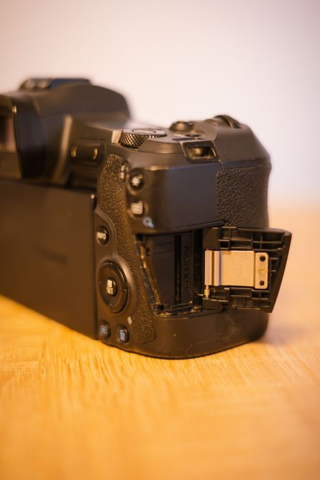 Canon EOS R de vânzare