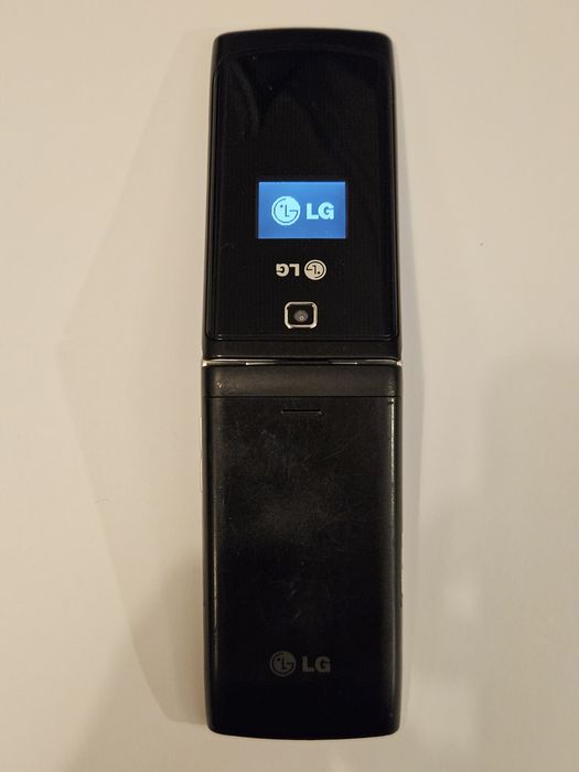 Telefon  LG A133