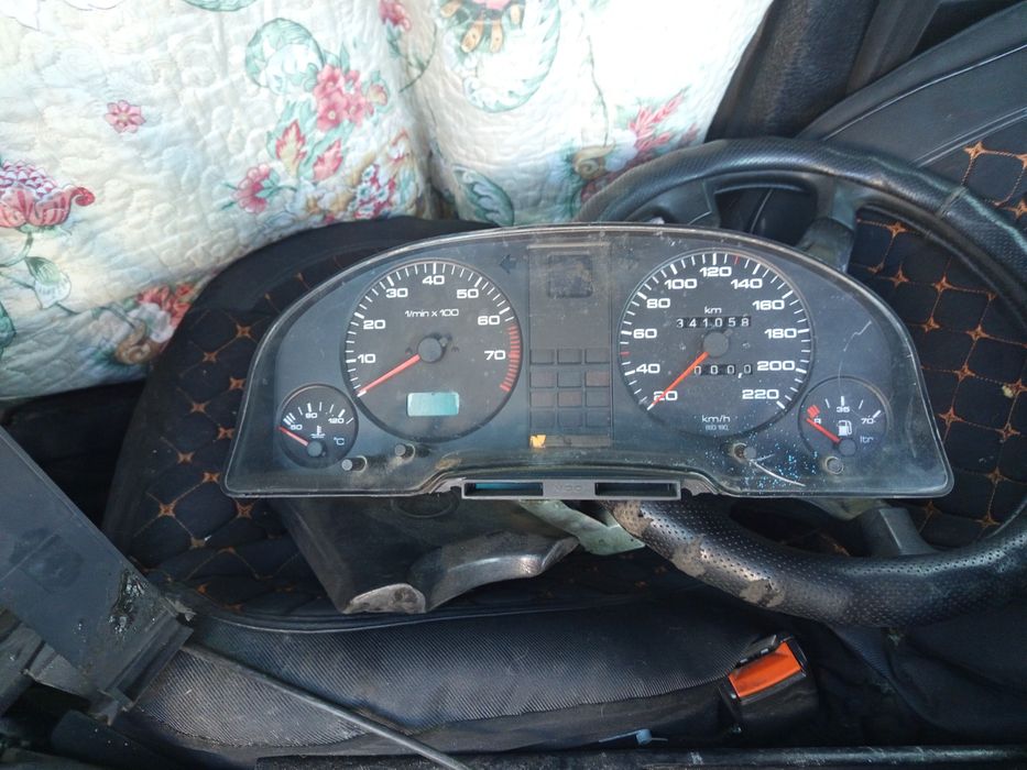 Ауди 80 по запчастям