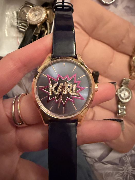 Дамски Часовници