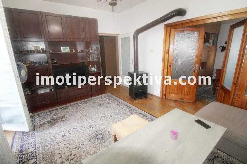Продава се Тристаен апартамент в Пловдив, Център - 93 кв.м за 1613 €/кв.м - Снимка #2