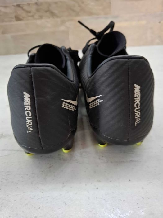 Оригинални футболни обувки Nike Air Zoom Mercurial Vapor 15 AG - Размер 40.5