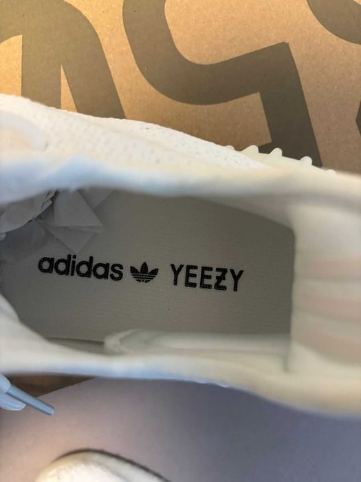 Yeezy 350 v2 White