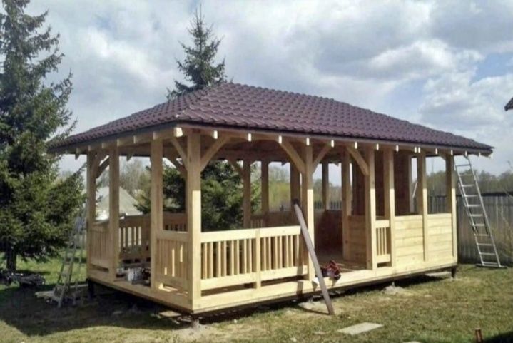 Vând foișoare din lemn masiv