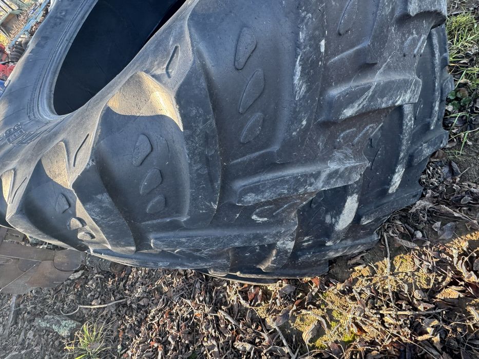 1 set cauciuc 520/70/38 tractor