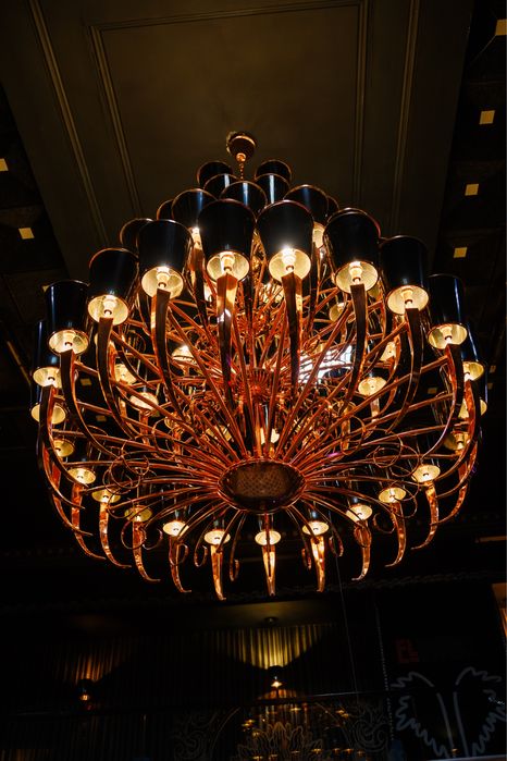 Люстра ( большая )