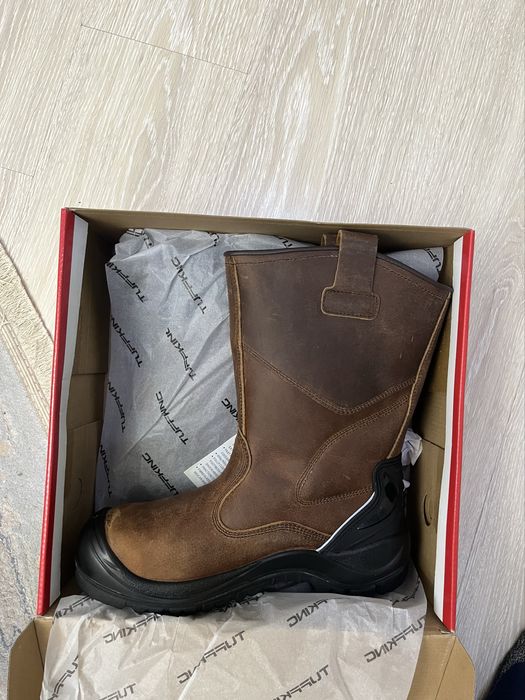 рабочие ботинки