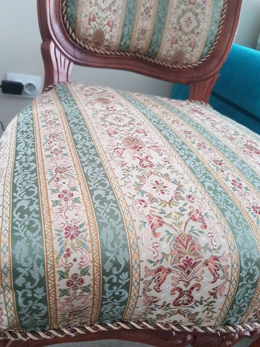 Старинно кресло от орех