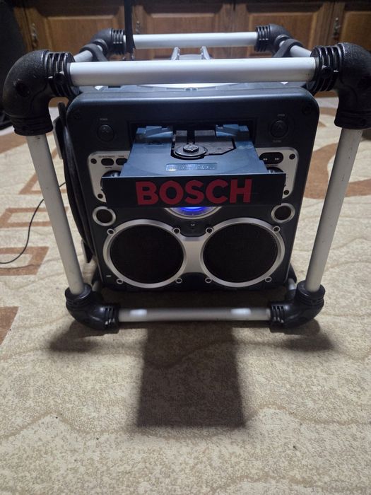 Radio/CD player/prelungitor bosch GML  24 V-CD