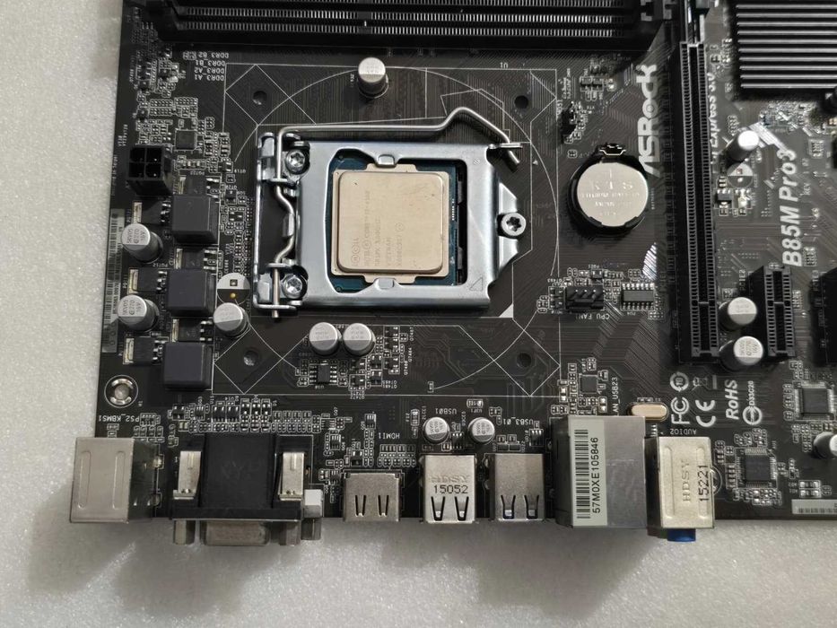 Placa de baza Asrock B85M PRO3, Socket 1150 + Intel I3 4160