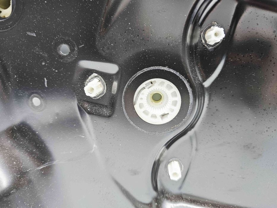 Macara electrica geam dreapta fata Volkswagen Passat B7 (362) [Fabr 20