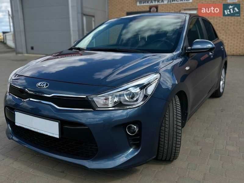 Модный экономичный корейский хэтчбек KIA RIO 2019 недорого!