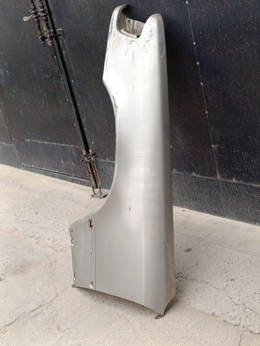 W124 левый крыло