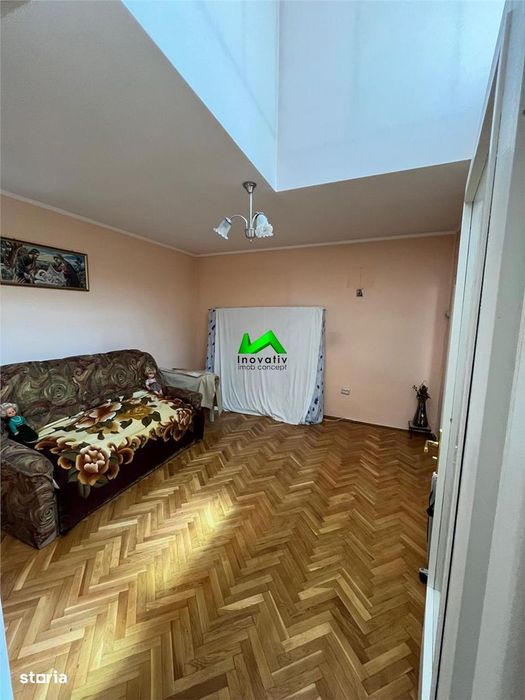 Casa de vanzare 3 camere pivnita Sibiu Lupeni