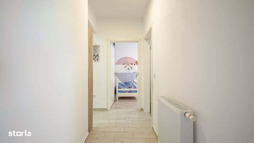 Apartament 3 camere Maurer Tractorul Balcon generos, Parcare și Boxă