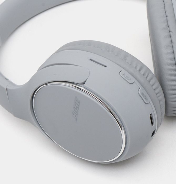 BOSE 700 ultra wireless headphones