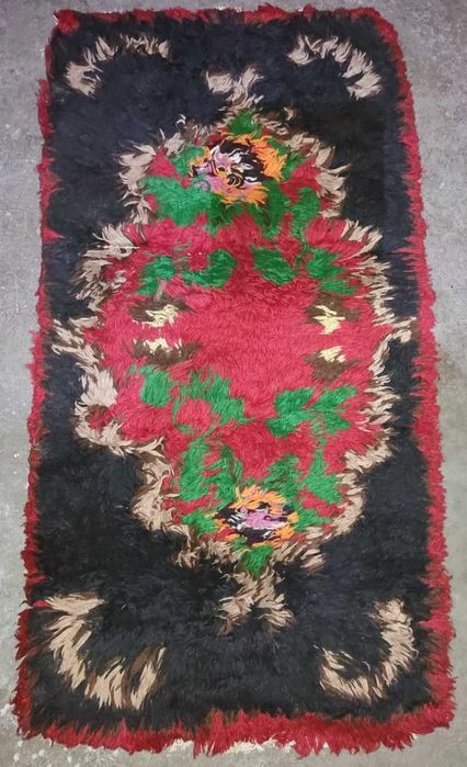 Автентични битови ръчно тъкани старинни български черги