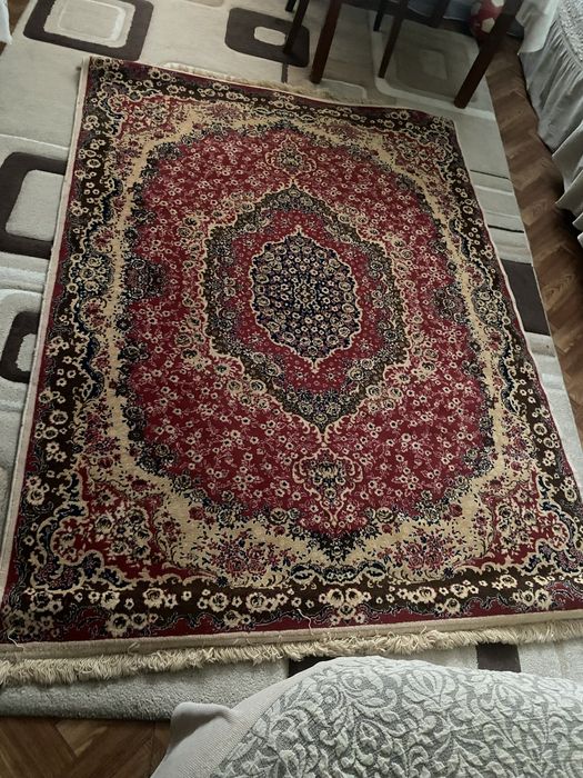 Ковры разного размера , разного качечества