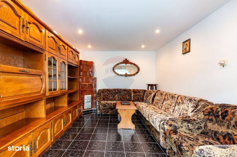 Casă / Vilă de vânzare Picior de Munte, Dambovita