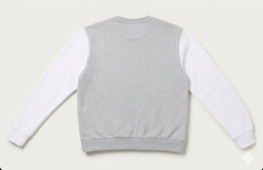 De vanzare bluza de barbati alb in stare buna marime XL