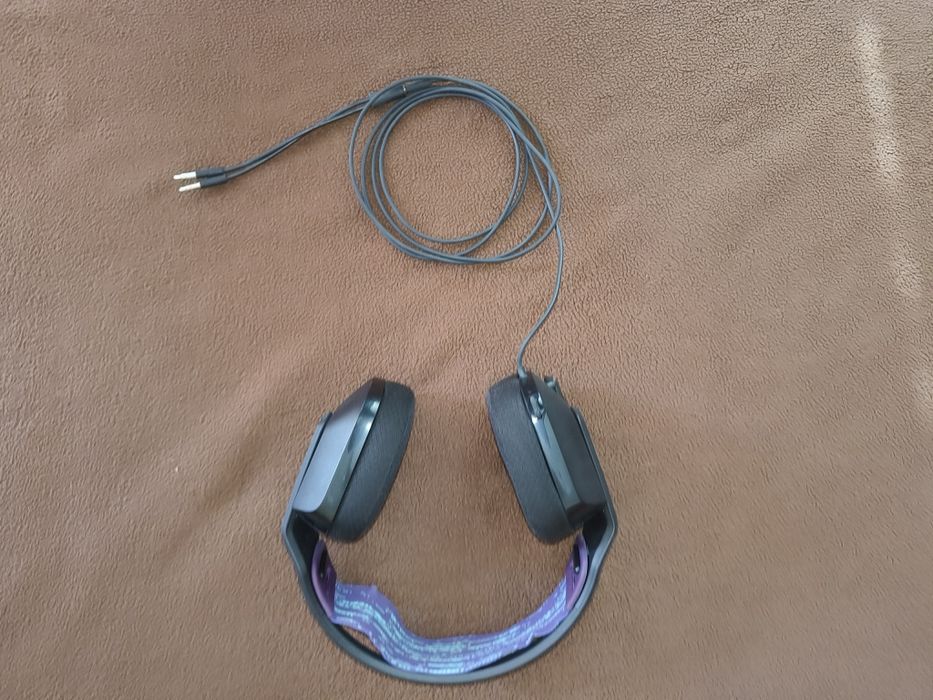 Слушалки Logitech G335