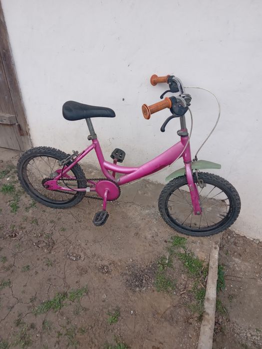 Biciclete de vanzare