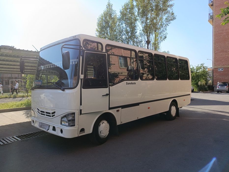 Isuzu avtobuz HC 40  sotiladi yili 2018