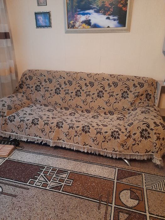 Диван и два кресла