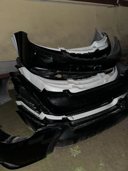 бампер от жентры в хорошем состоянии