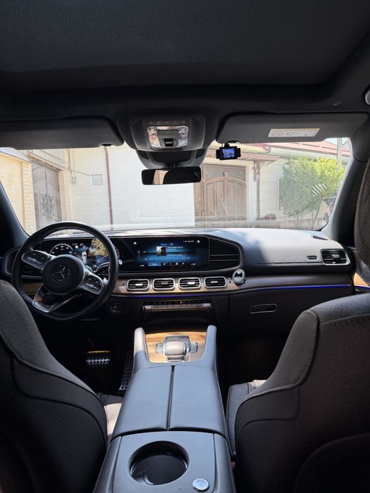 Mercedes Benz GLS 580 AMG