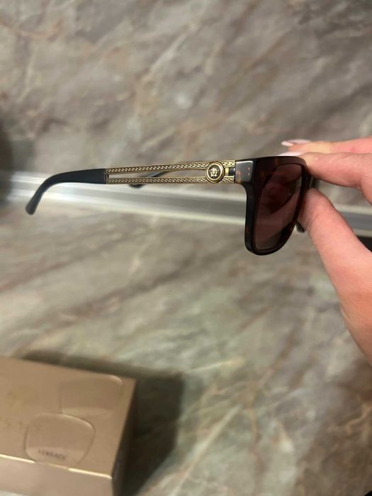Очила на Версаче за слънце ,плюс диоптрични